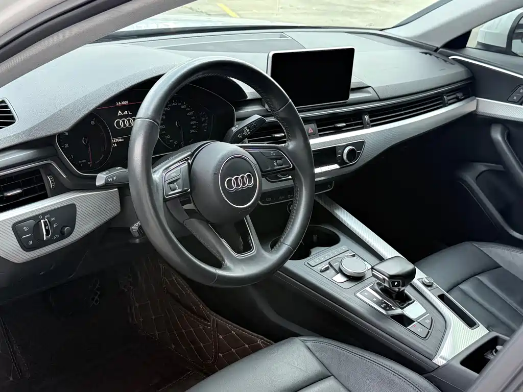 Audi A4L 2017 — фото 4