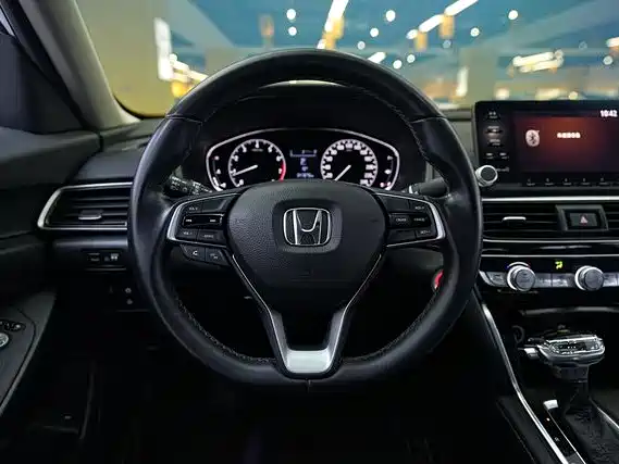Honda Accord 2019 — фото 9