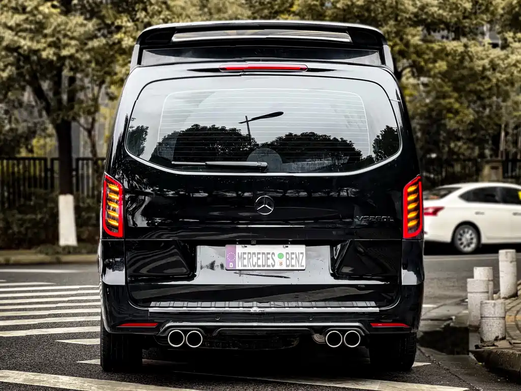 Mercedes-Benz Vito 2022 — фото 20