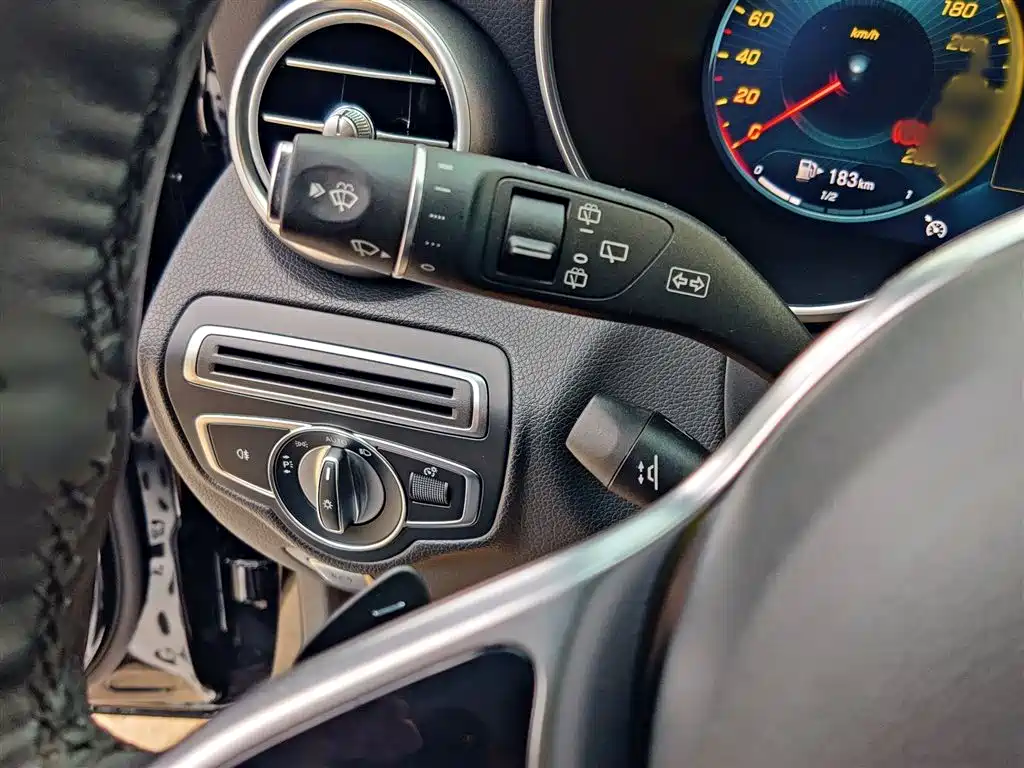 Mercedes-Benz GLC 2020 — фото 19
