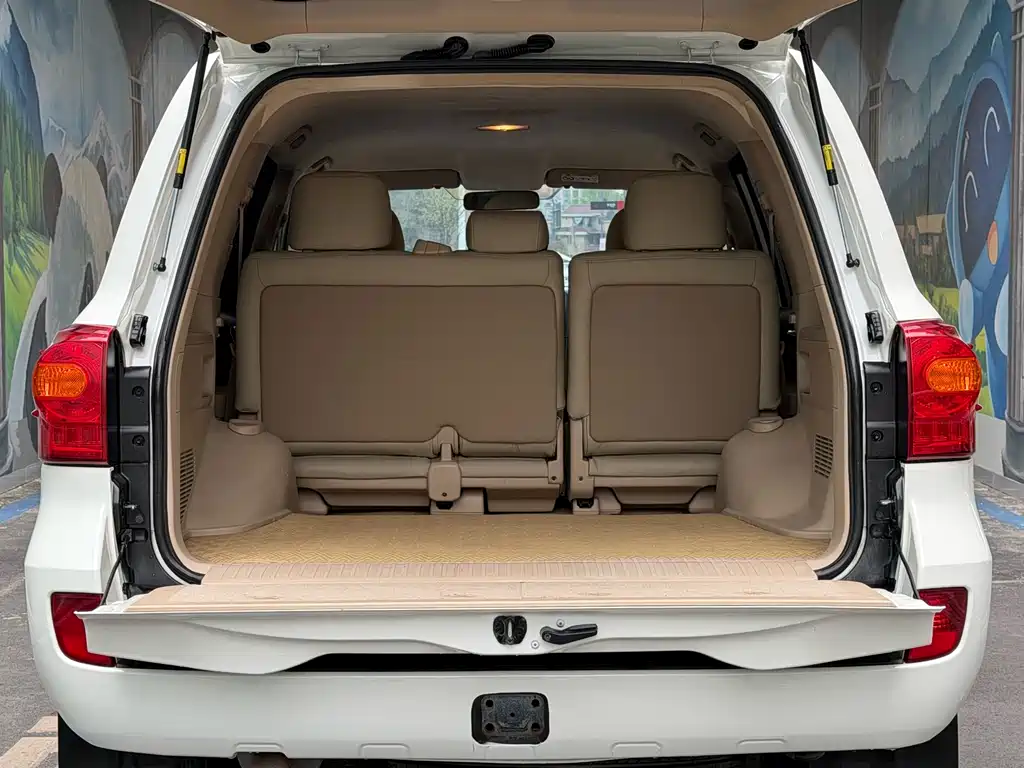 Toyota Land Cruiser 2016 — фото 7