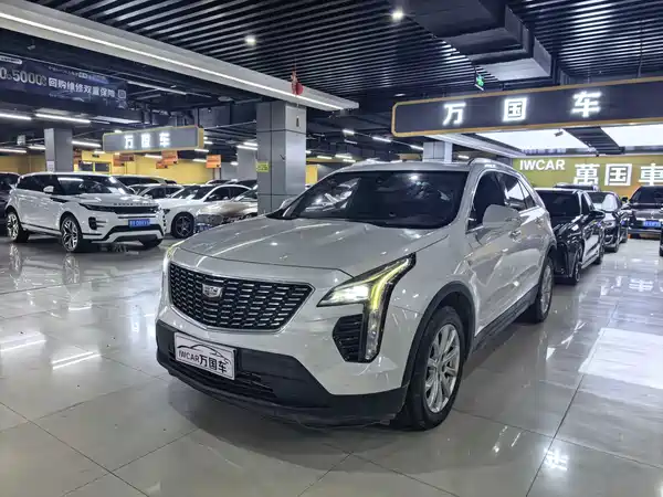Cadillac XT4 2021