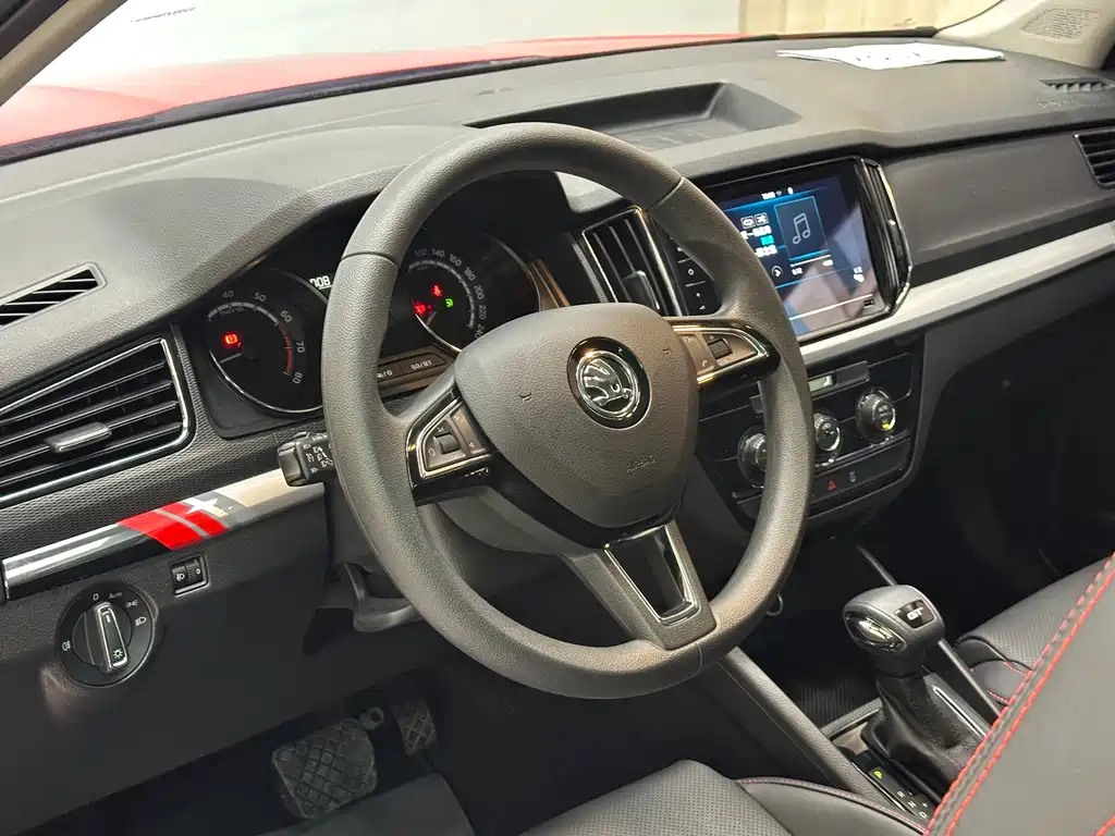 Skoda Kamiq 2023 — фото 13