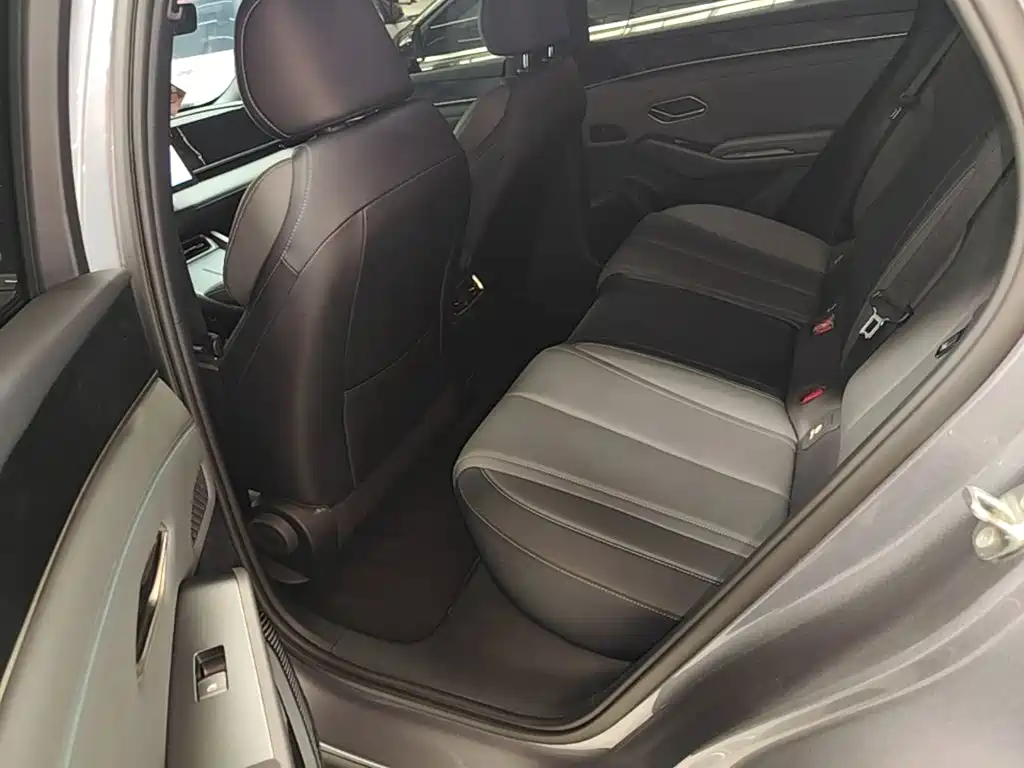 BYD Qin L 2025 — фото 17