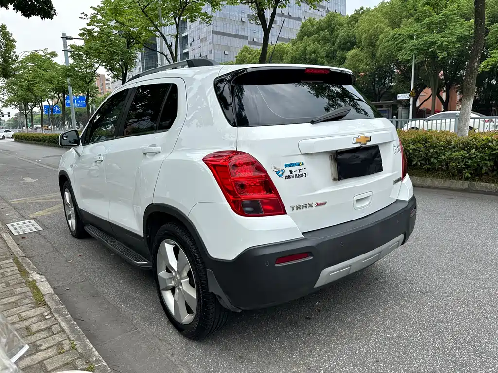 Chevrolet Trax 2015 — фото 7