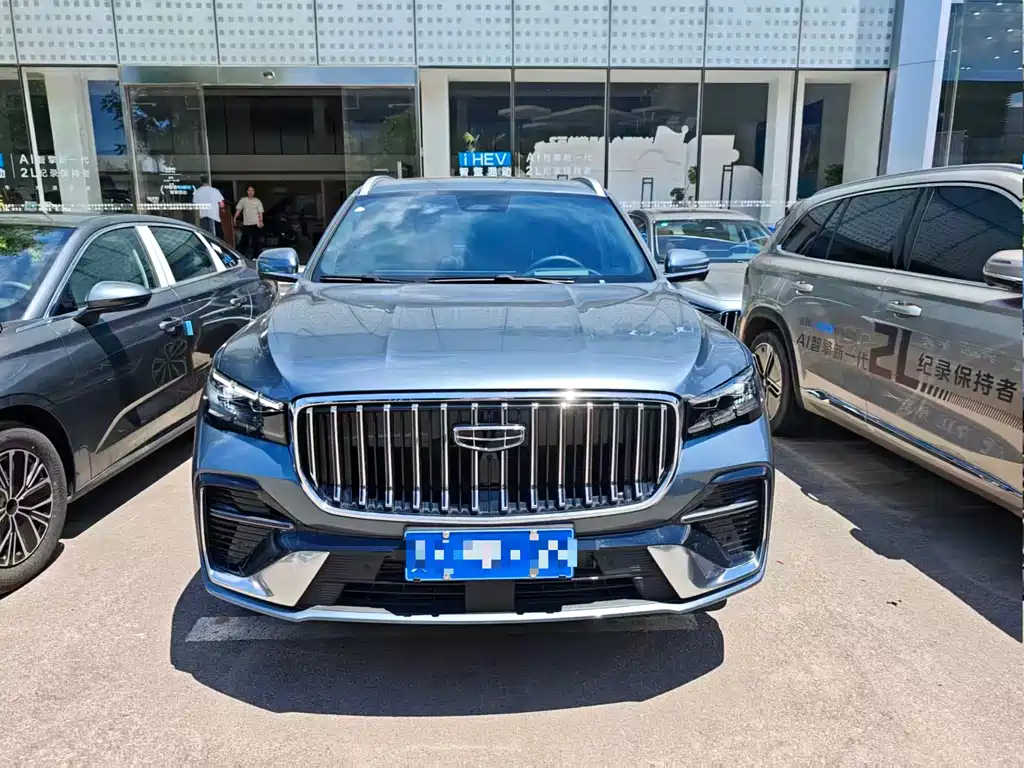 Geely Xingyue L 2025 — фото 1