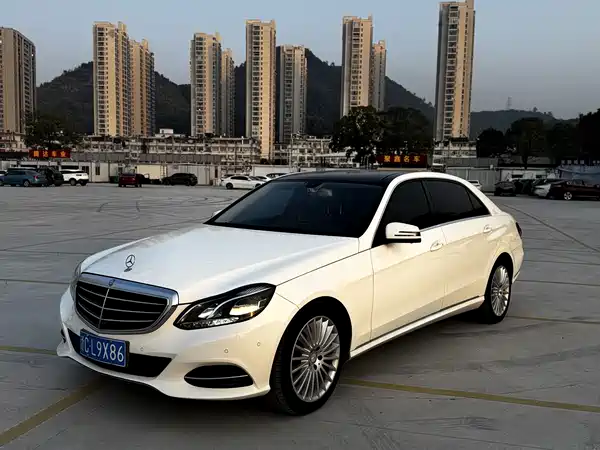 Mercedes-Benz E-Class 2015