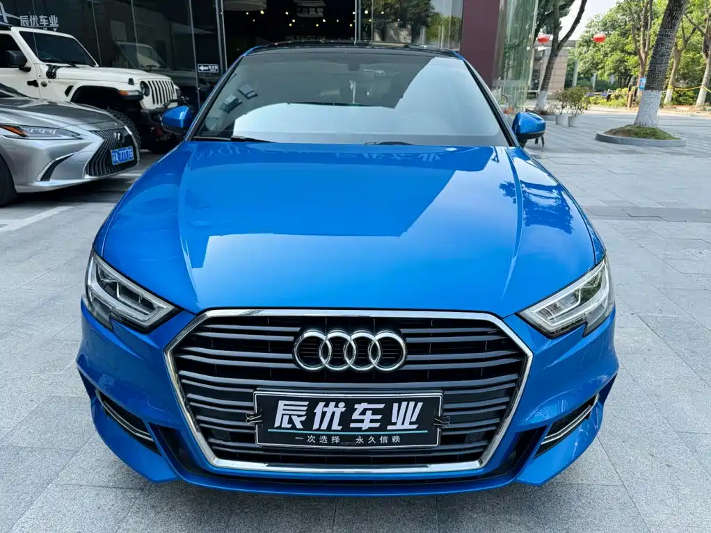Audi A3 2019 — фото 3