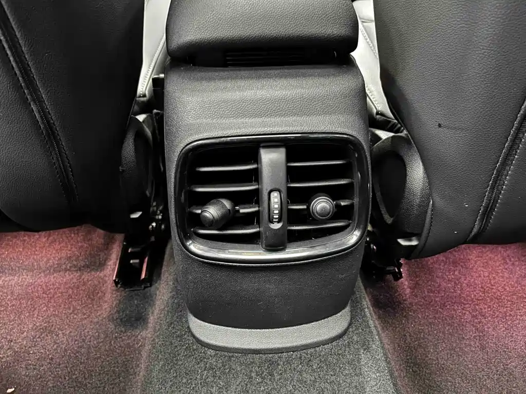 MINI Clubman 2022 — фото 15