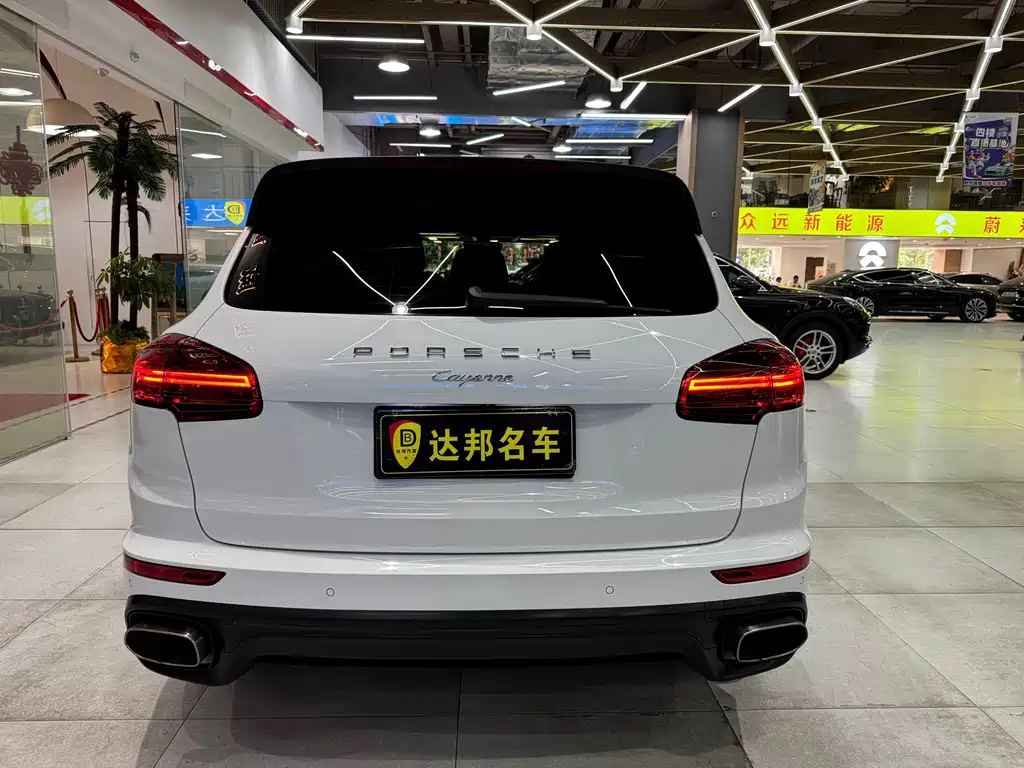 Porsche Cayenne 2015 — фото 14