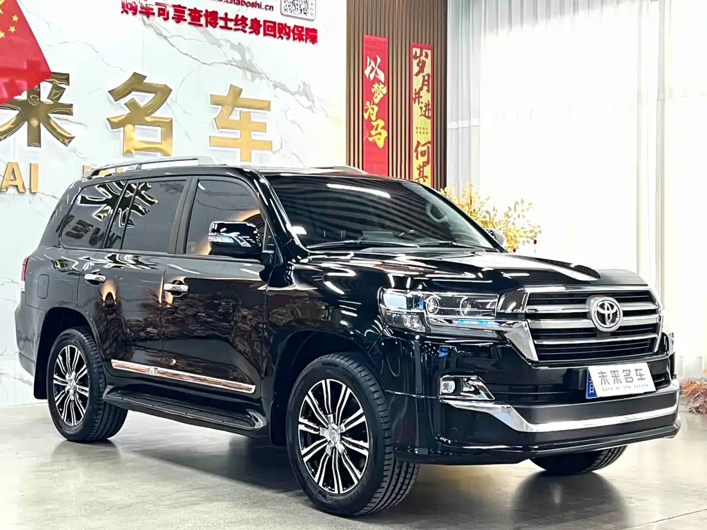 Toyota Land Cruiser 2019 — фото 3
