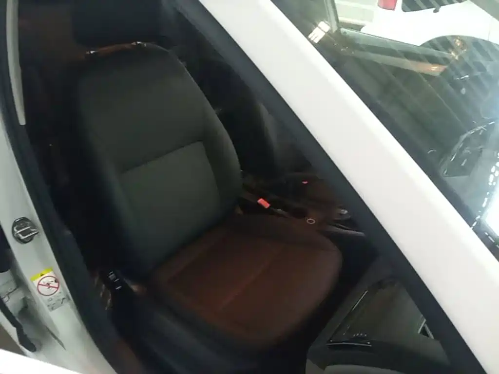 Skoda Octavia 2015 — фото 25