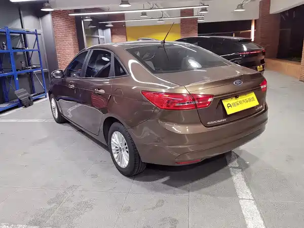 Ford Escort 2016