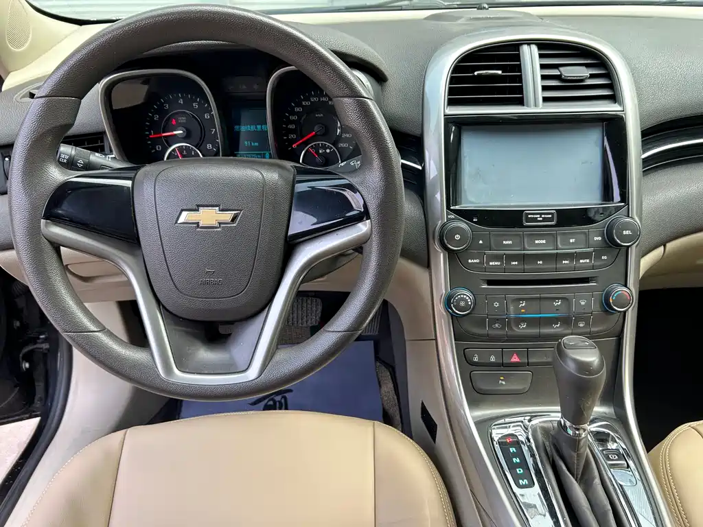 Chevrolet Malibu 2015 — фото 10