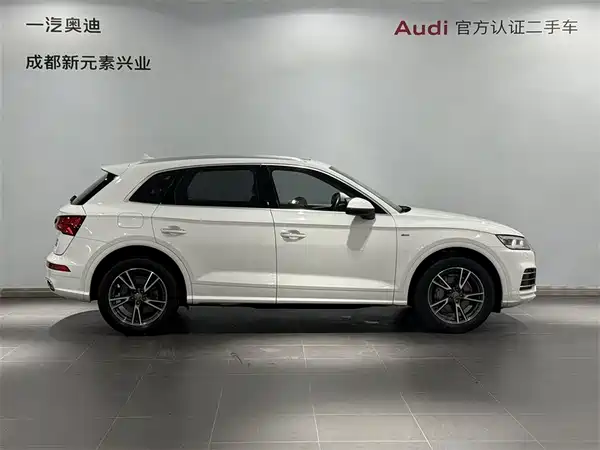Audi Q5L 2019