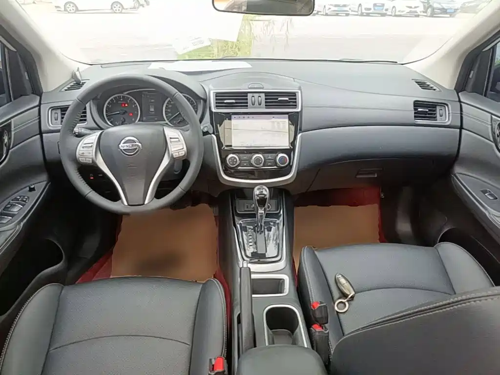 Nissan Tiida 2021