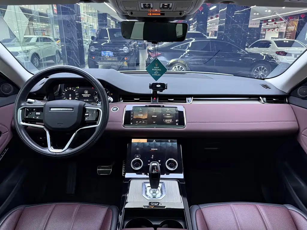 Land Rover Evoque 2023 — фото 8