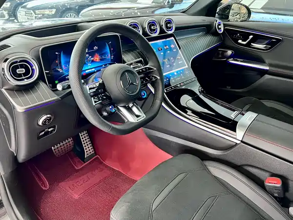 Mercedes-Benz GLC AMG 2025