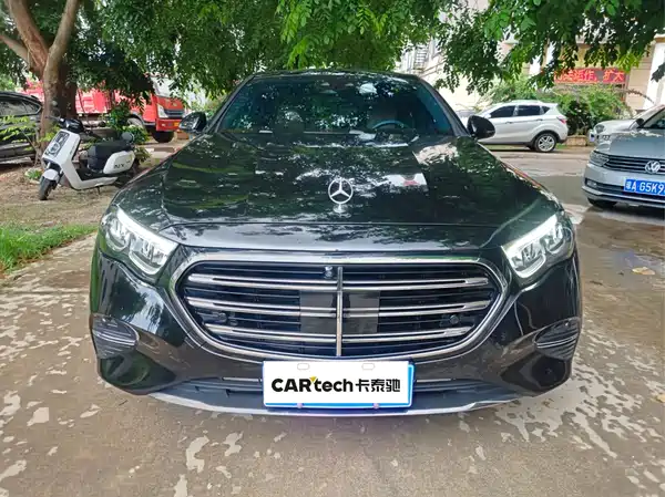 Mercedes-Benz E-Class 2025