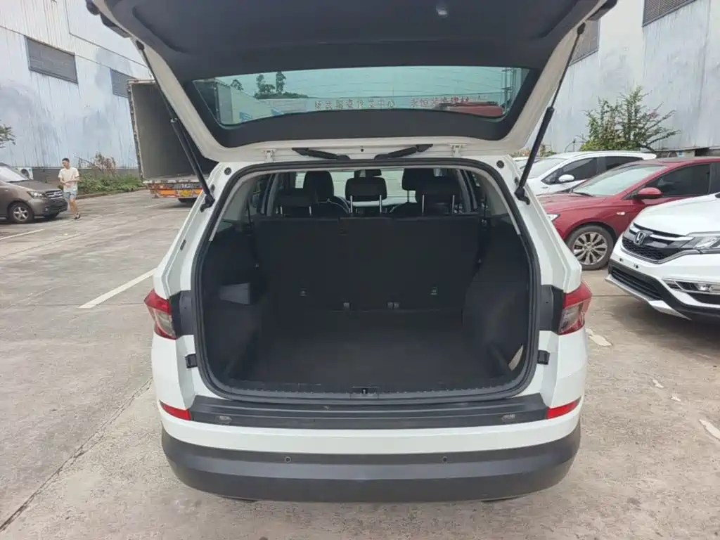 Skoda Kodiaq 2017 — фото 19