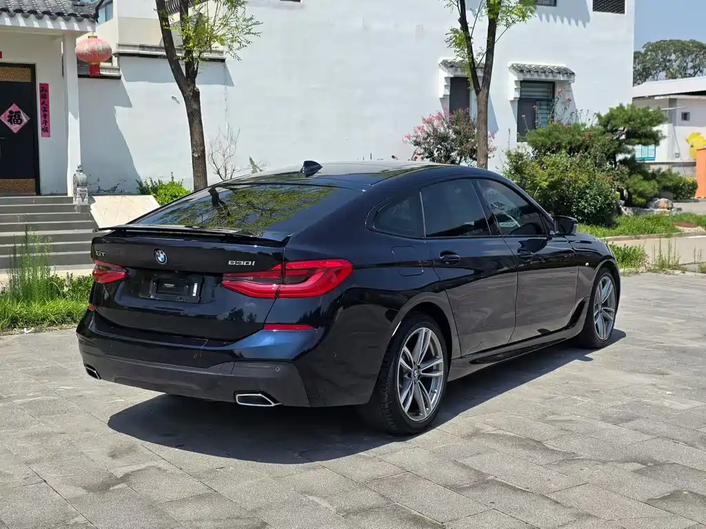 BMW 6 Series GT 2019 — фото 6
