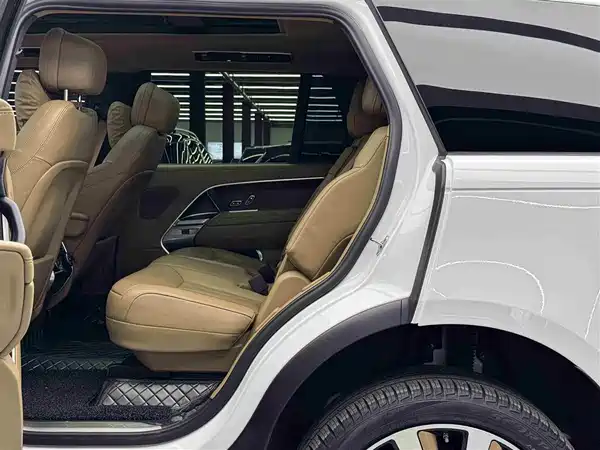 Land Rover Range Rover 2024