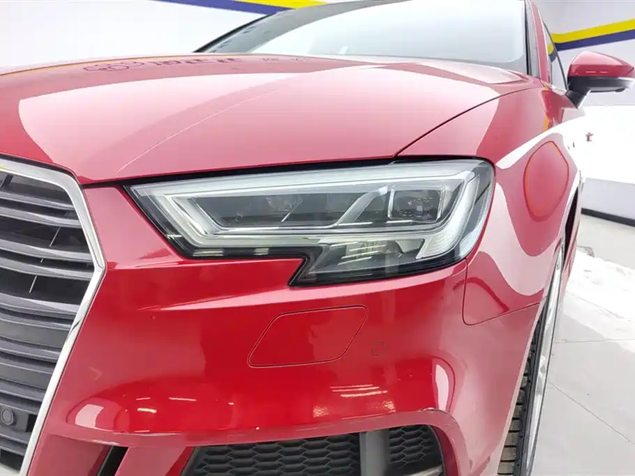 Audi A3 2019 — фото 5
