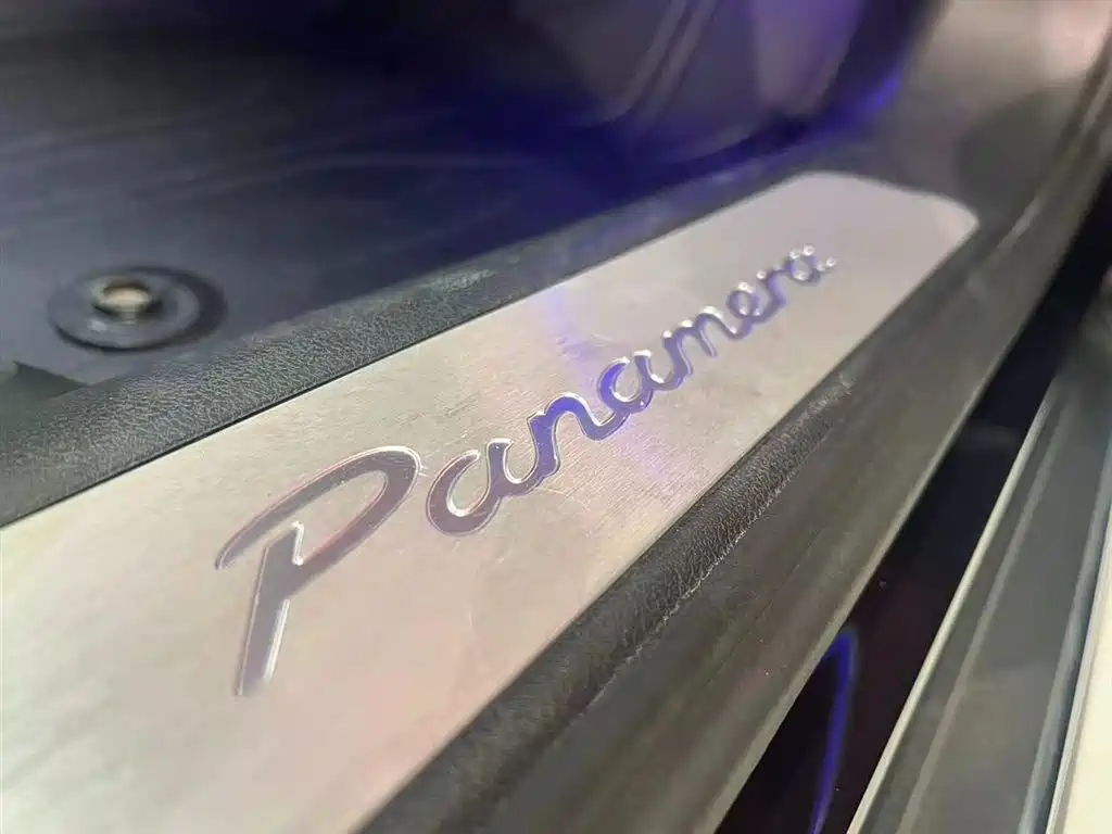Porsche Panamera 2023 — фото 19