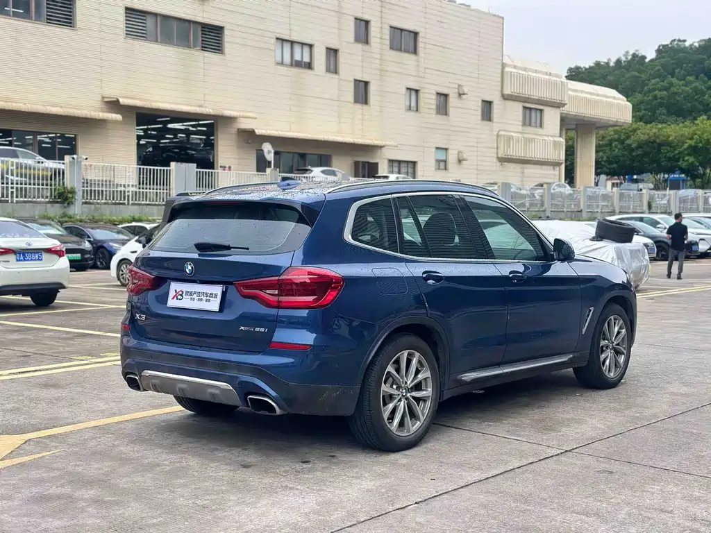 BMW X3 2019 — фото 9