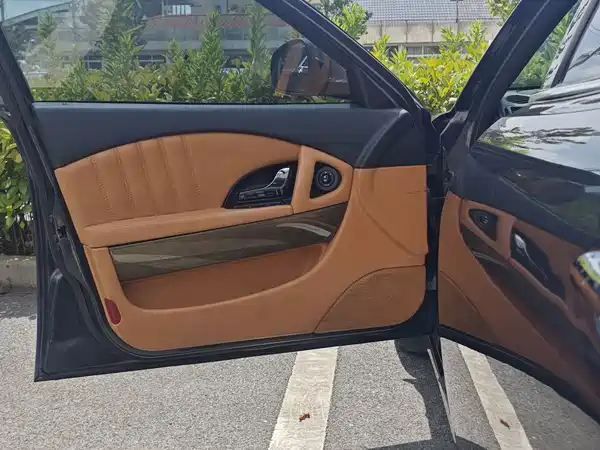 Maserati Quattroporte 2011