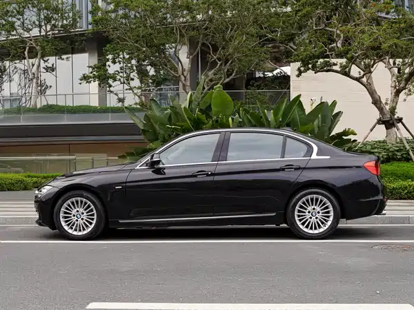 BMW 3 Series 2013
