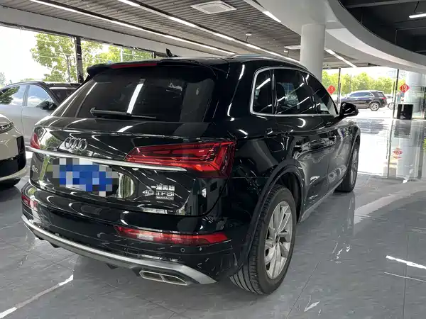 Audi Q5L 2022
