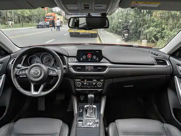Mazda Atenza 2018