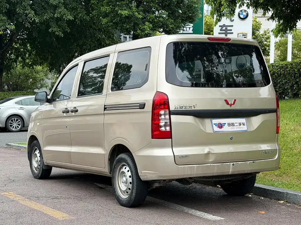Wuling Hongguang V 2022 — фото 4