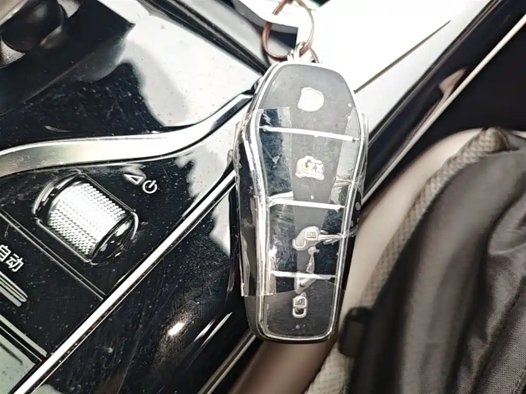 BYD Qin PLUS 2023 — фото 9