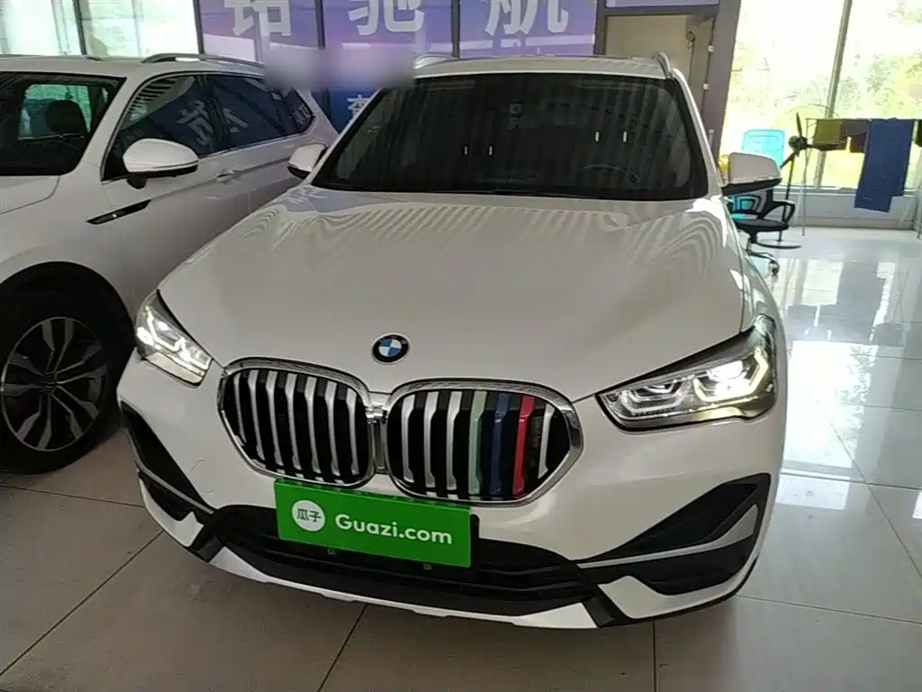 BMW X1 2020 — фото 3