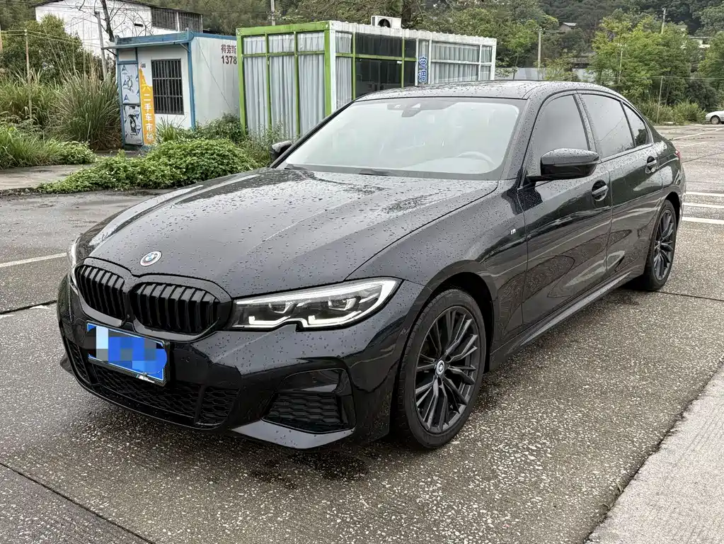 BMW 3 Series 2021 — фото 1