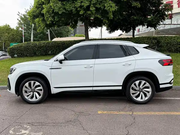 Volkswagen Tanyuex 2021