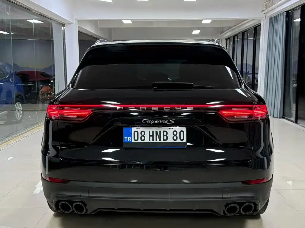 Porsche Cayenne 2020 — фото 8