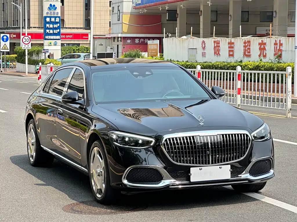 Mercedes-Benz Maybach S-Class 2023 — фото 3