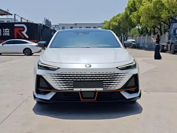 Changan UNI-V 2023