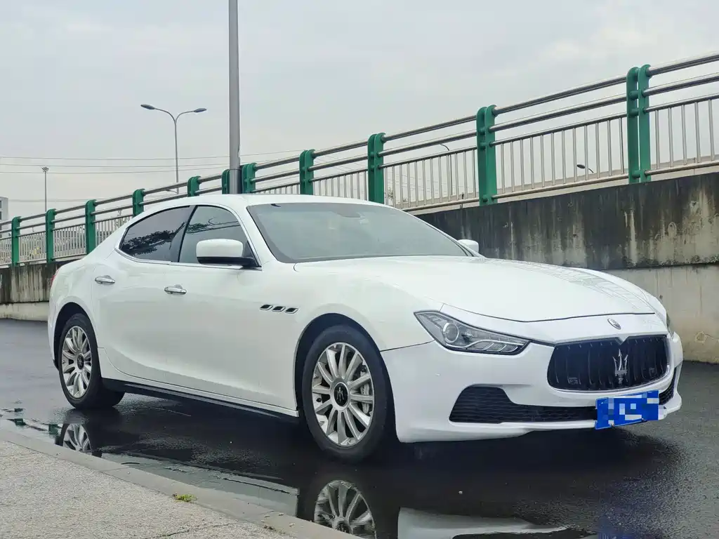 Maserati Ghibli 2015 — фото 3