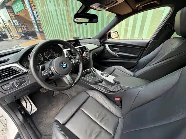 BMW 3 Series 2015