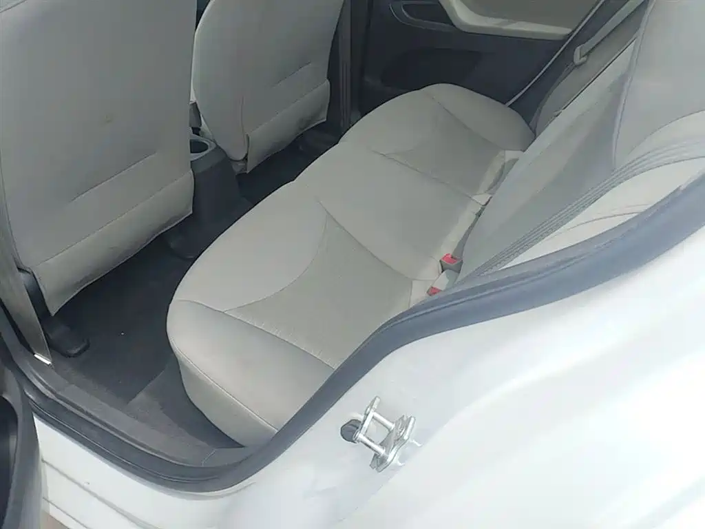 Chevrolet Sail 2017 — фото 13