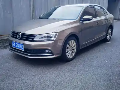 Volkswagen Sagitar 2016