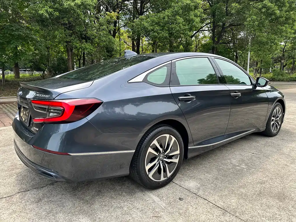 Honda Accord 2022 — фото 15