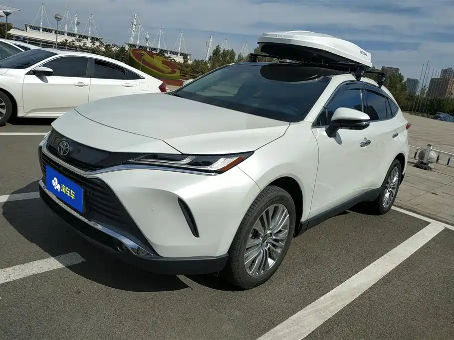 Toyota Harrier 2022 — фото 1