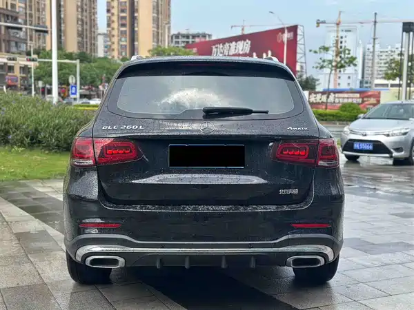 Mercedes-Benz GLC 2023