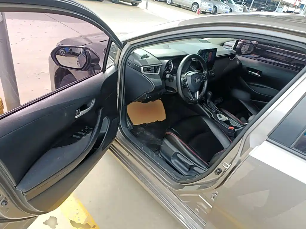Toyota Corolla 2020 — фото 16