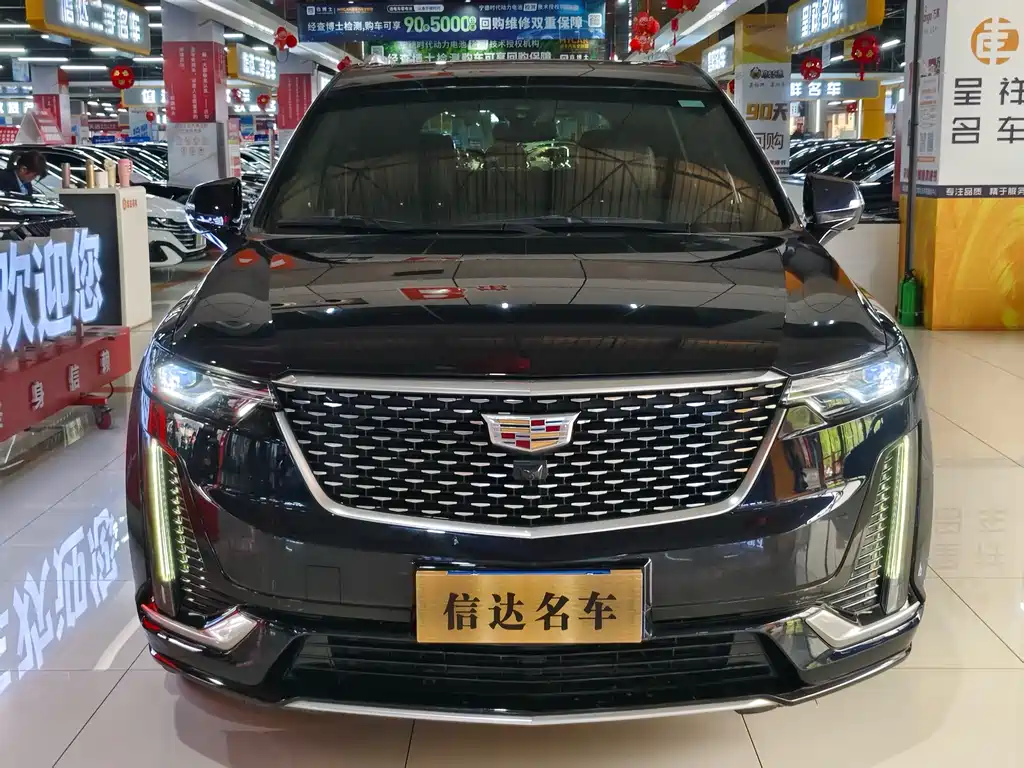 Cadillac XT6 2021 — фото 2